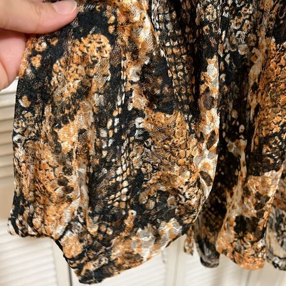 Out for the night snake top - Picture 6 of 7